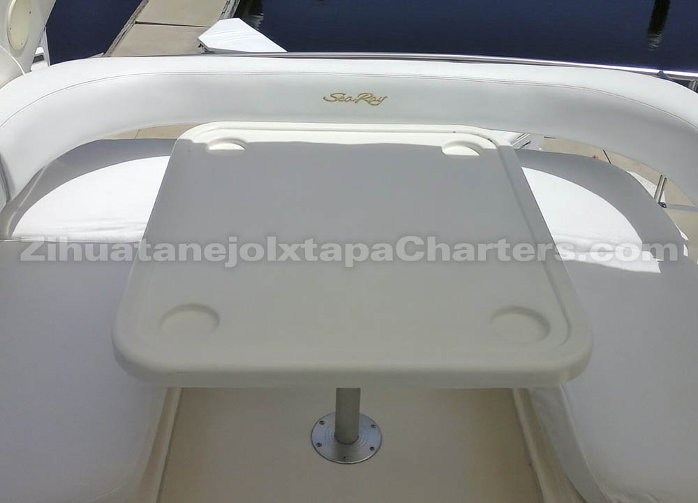 Stern area of flying bridge